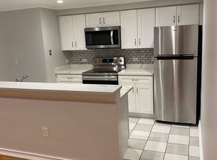 537 Commonwealth Ave #2C, Boston, MA 02215