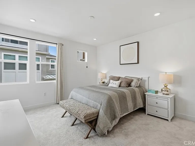 208 Yerba — Photo 18