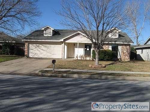 1st image of 3733 Longstraw Dr