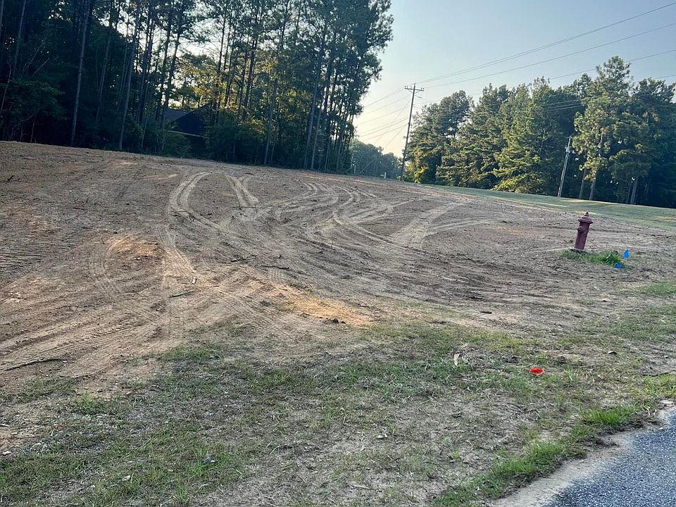 2nd image of 3 Marshall Pl