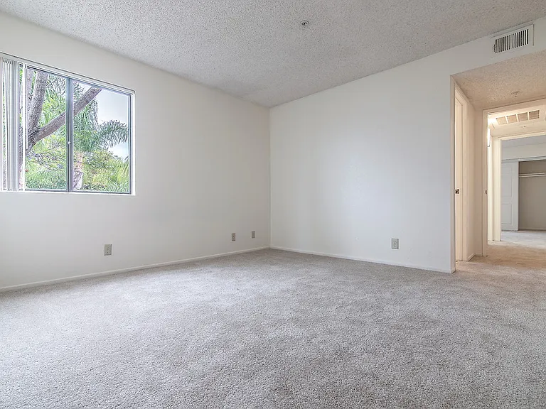 Parkside Court — Photo 21