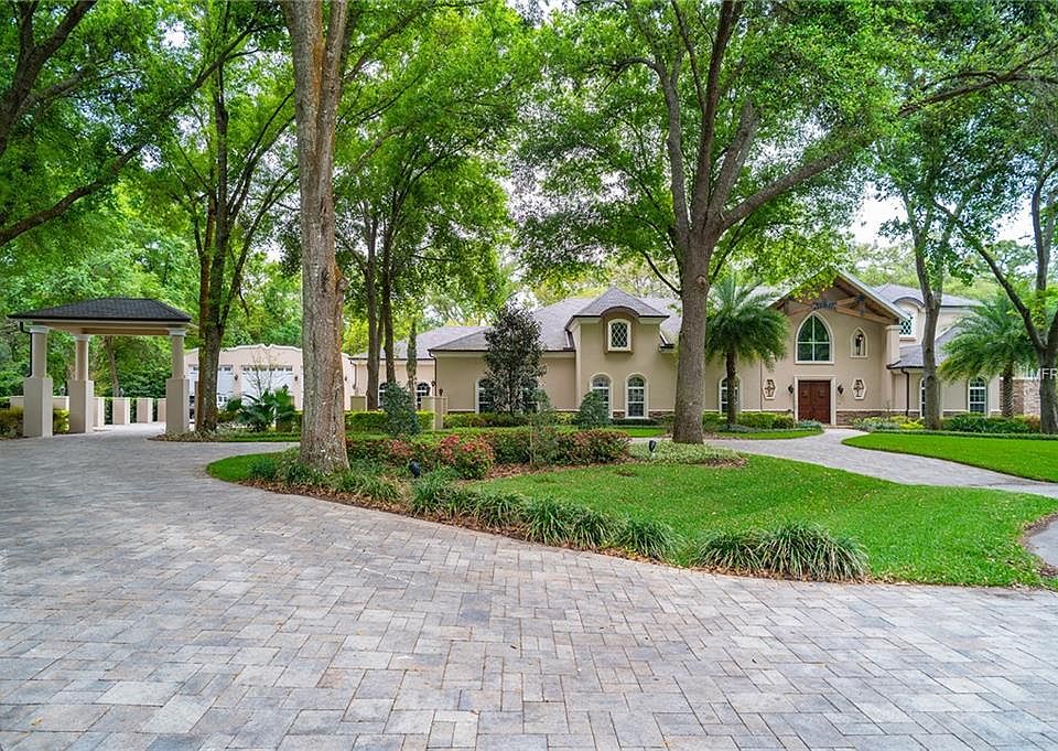 1st image of 16332 Emerald Cove Dr