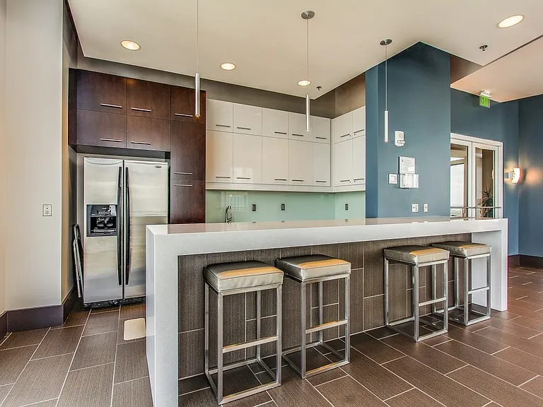 415 Church St #2106 — Photo 20
