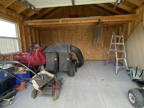 4th image of 2101 NW 58th St