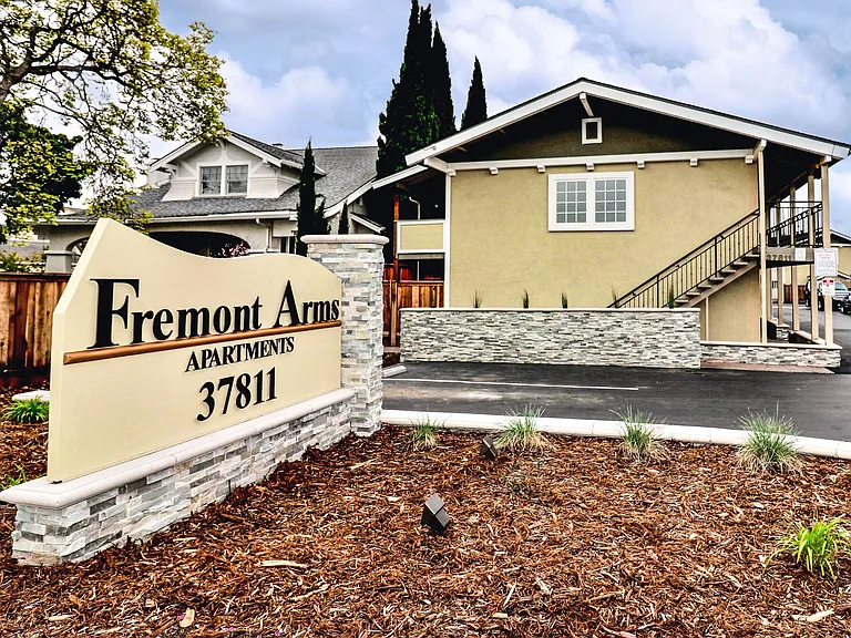 Fremont Arms — Photo 41