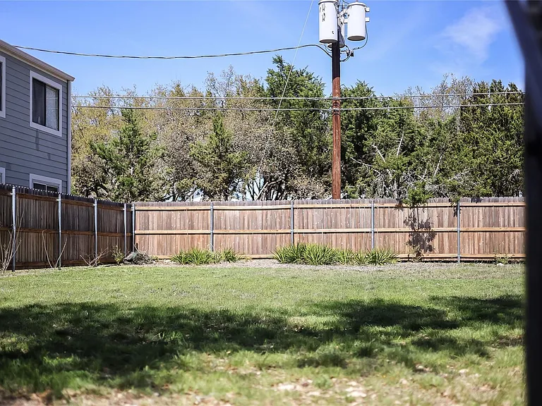 20502 Bonanza St #2 — Photo 10