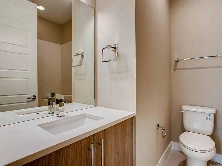 Forty45 Row — Photo 45