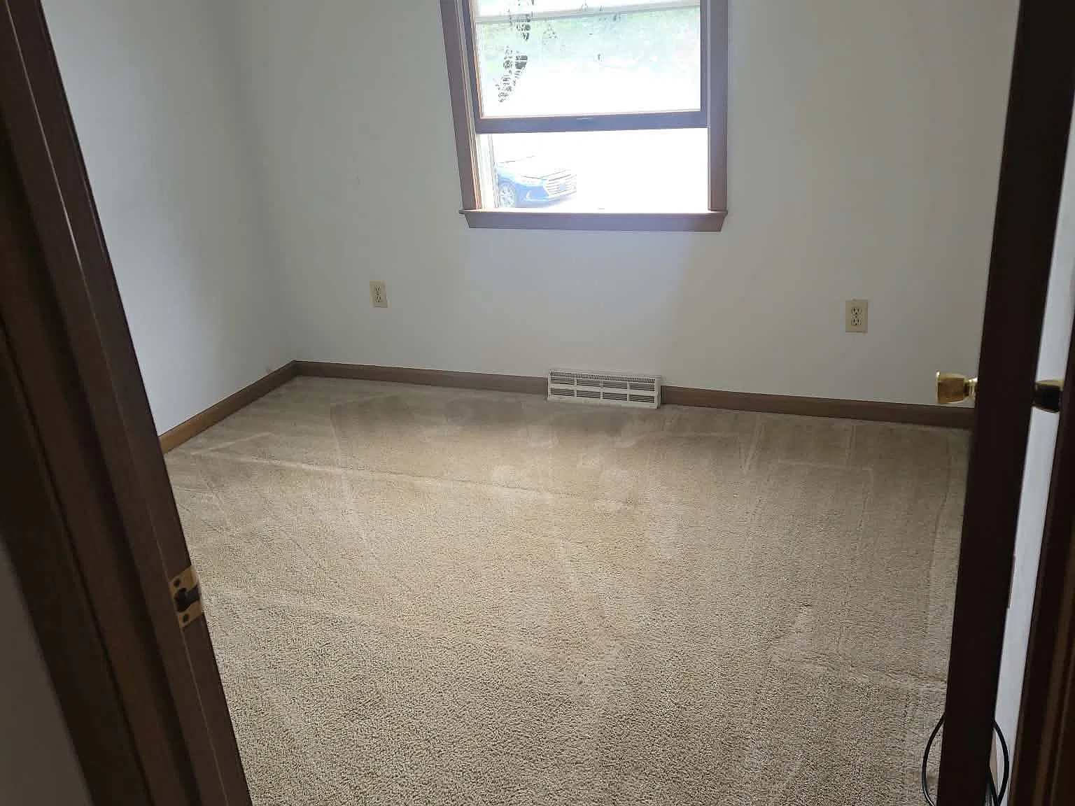 3 bed, 1028 sqft, $1,700 — Photo 3