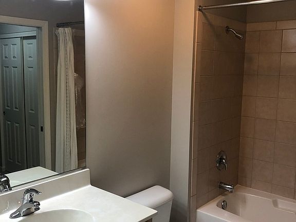 3rd image of 656 Pearson St Unit 307