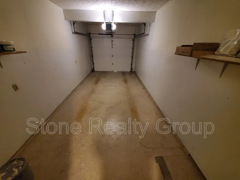 362 White Oak Ln — Photo 9