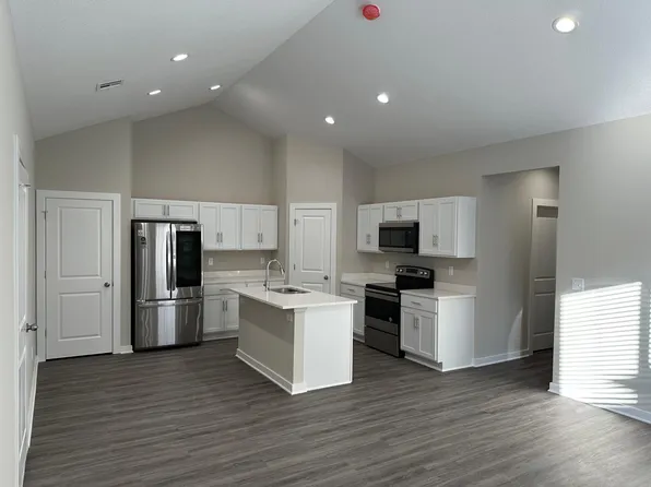 12034 W Fontana St, Wichita, KS 67205