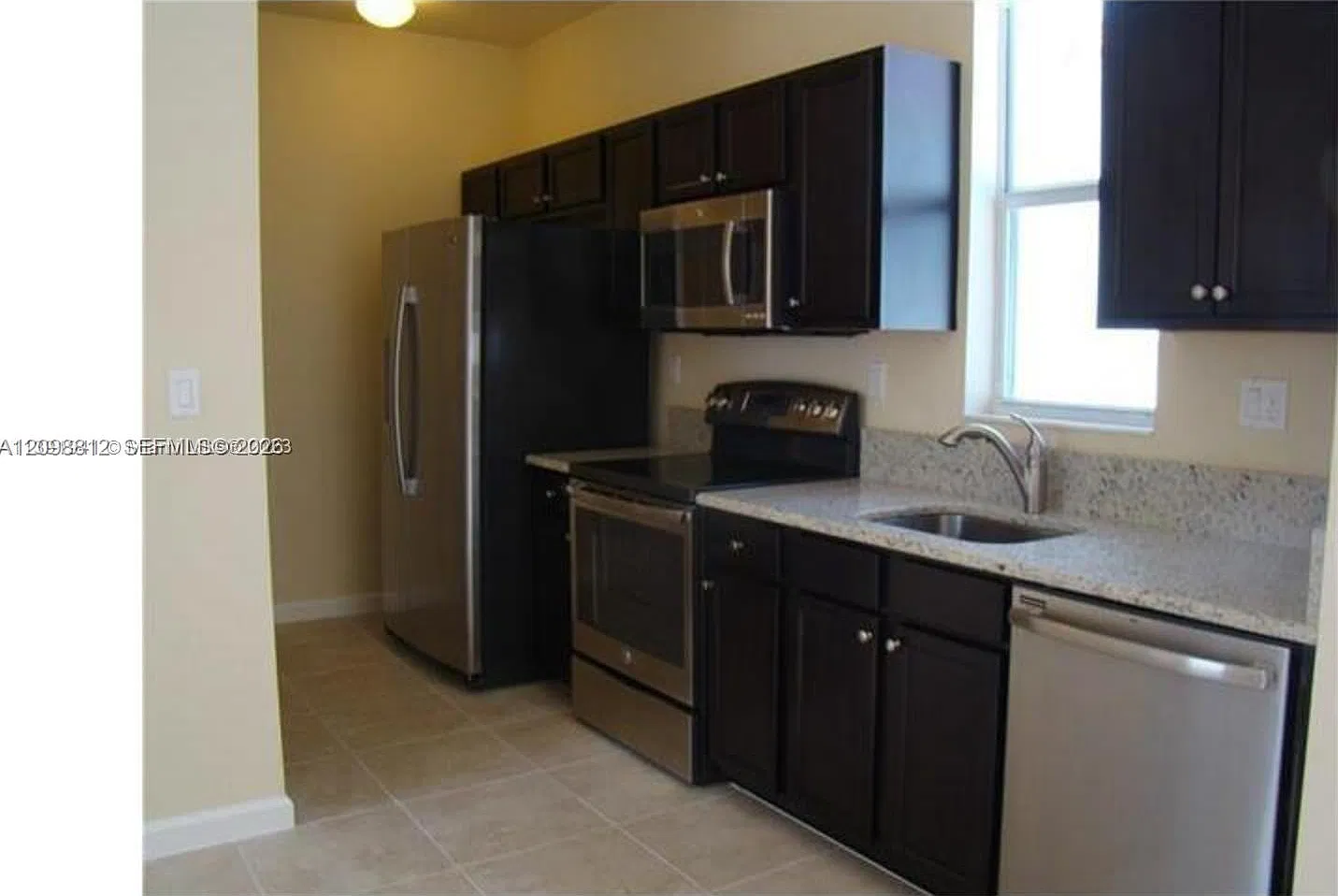 Kendall Commons Townhomes — Photo 1