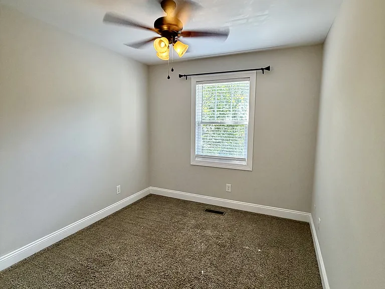 127 Portico St — Photo 19