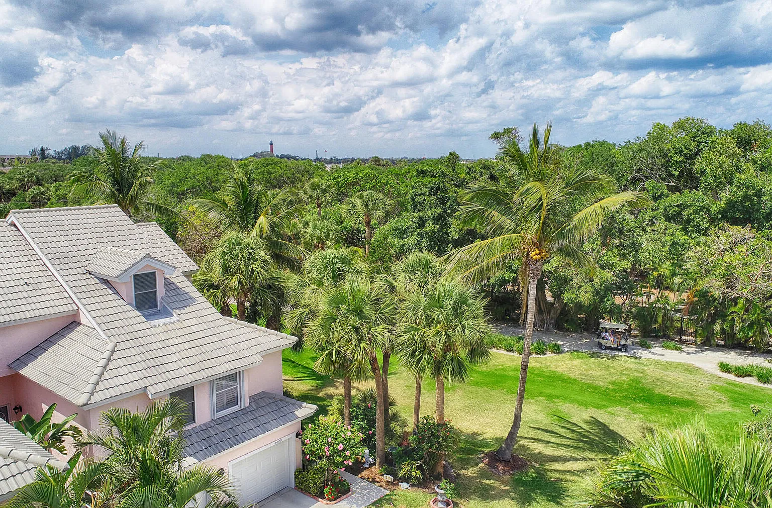 2 bed, 2.5 bath, 1195 sqft, $7,500 — Photo 3