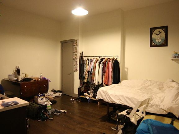 2nd image of 962 Myrtle Ave #2A