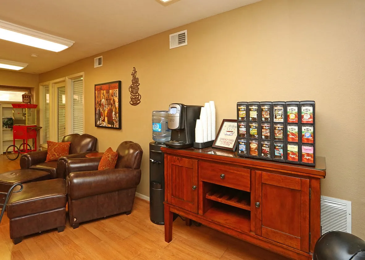 Dove Park Apartments — Photo 4