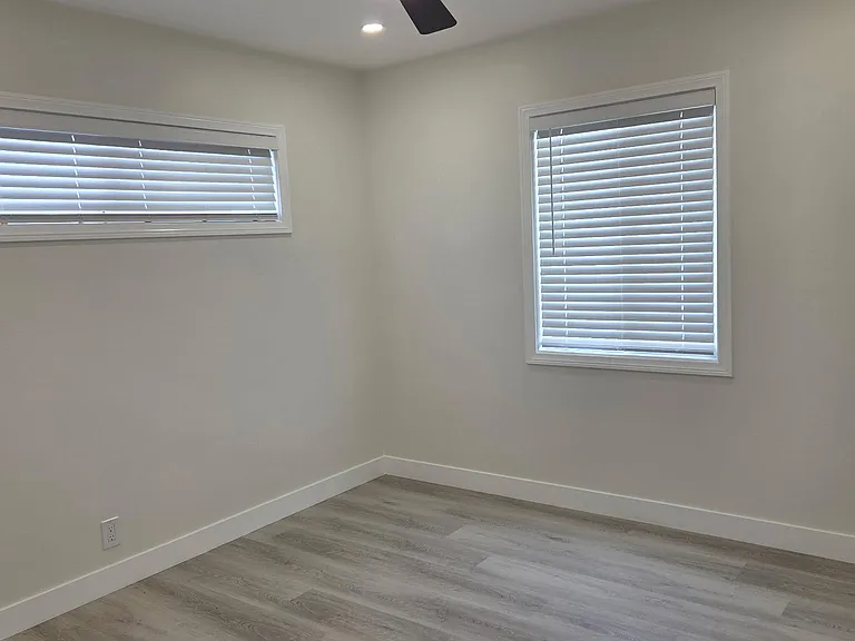 15437 Sandstone St — Photo 10