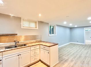 303 Wilson Rd N #2, Oshawa, ON L1G 6E4
