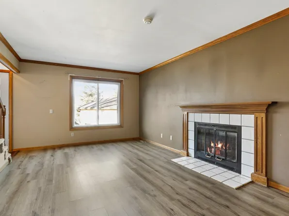 2960 Coho St, Madison, WI 53713