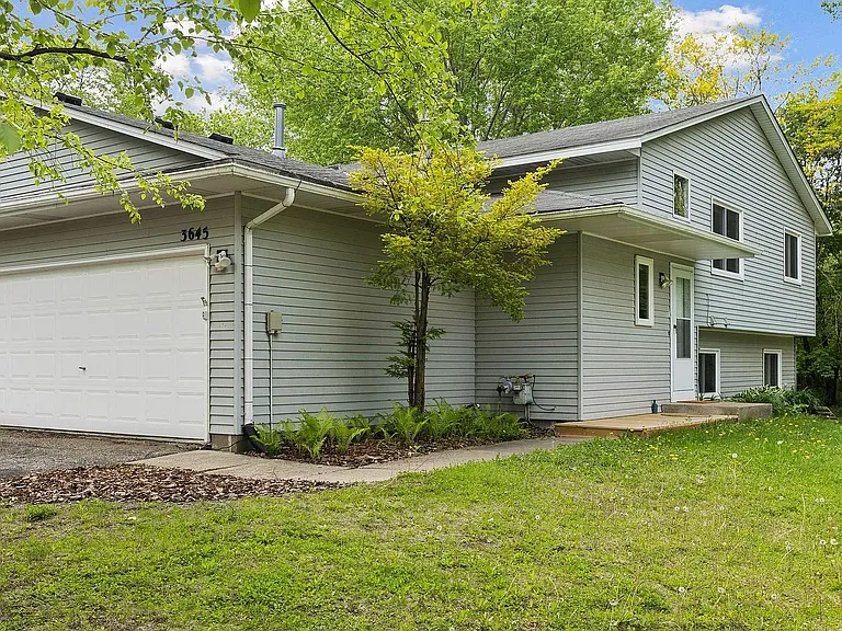 3645 Lyric Ave — Photo 1