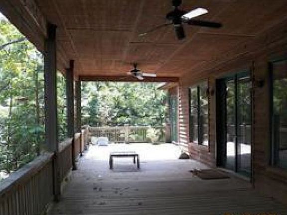 4th image of 68 Duck Hope Dr
