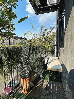 Rented by Dream Space Realty | media 9