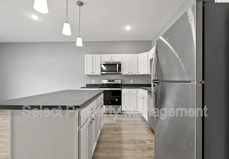 7079 Homestead Rd — Photo 5