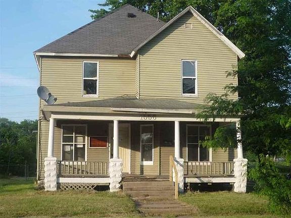 3rd image of 1556 S Main St