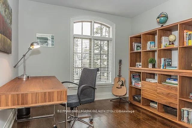 21 Dunblaine Ave — Photo 15