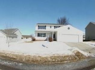 4407 Savannah Dr NW, Rochester, MN 55901