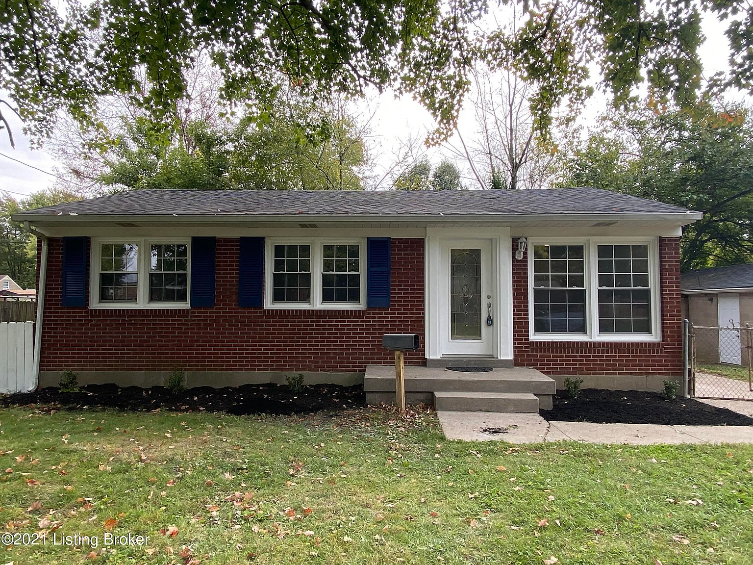 7915 Conifer Dr, Louisville, KY 40258 Zillow
