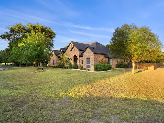 1130 Mason Ln, Waxahachie, TX 75167