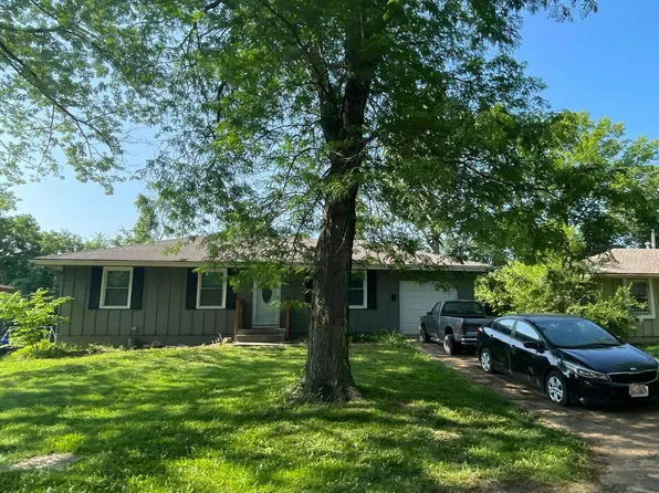8801 E 111th St, Kansas City, MO 64134