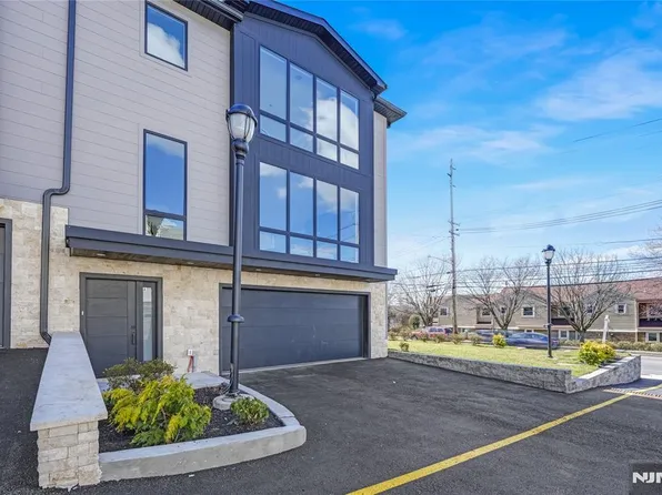 401 Grand Ave #A, Leonia, NJ 07605