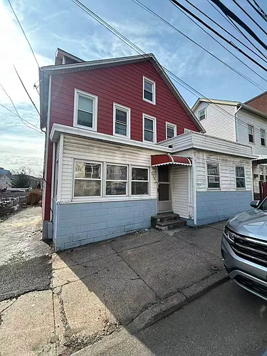 270 W Main St #1 Photo 1 270 W Main St #1 Photo 1