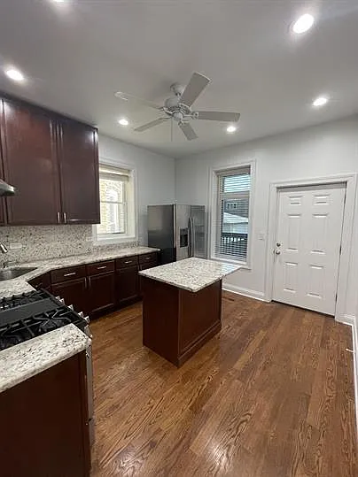 3321 W Pierce Ave — Photo 9