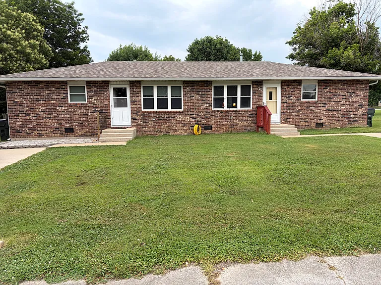 816 Looney St — Photo 1