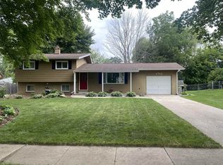 1712 Bauss Ct, Midland, MI 48642