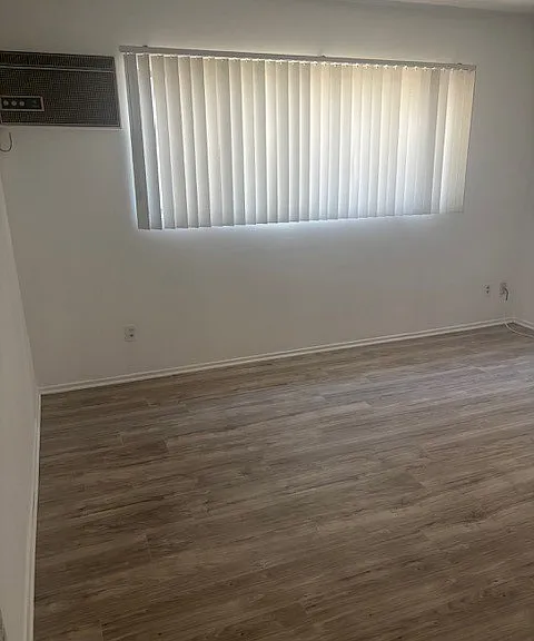 5168 Yarmouth Ave #28 — Photo 8