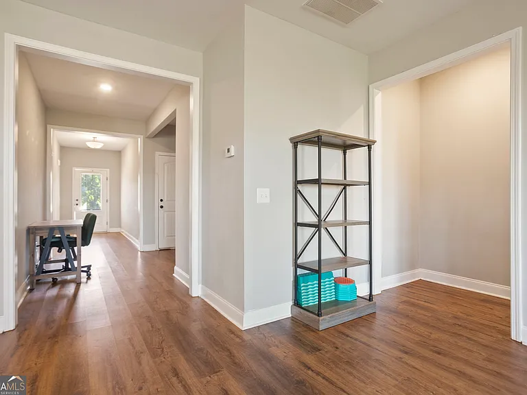 64 Neal Little Rd — Photo 4