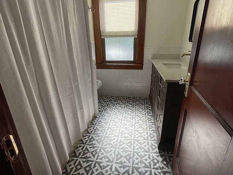17 Mills St #1 — Photo 7