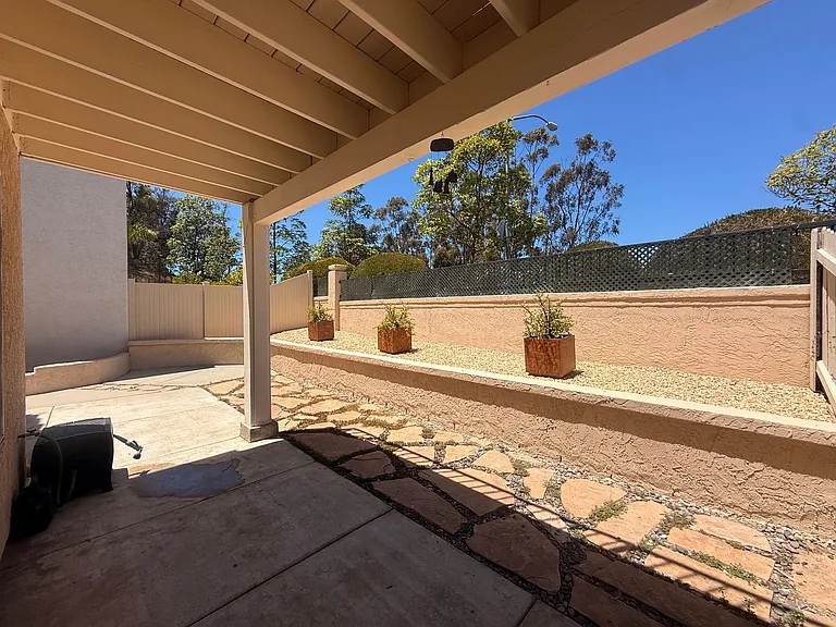 5430 Panoramic Ln — Photo 20
