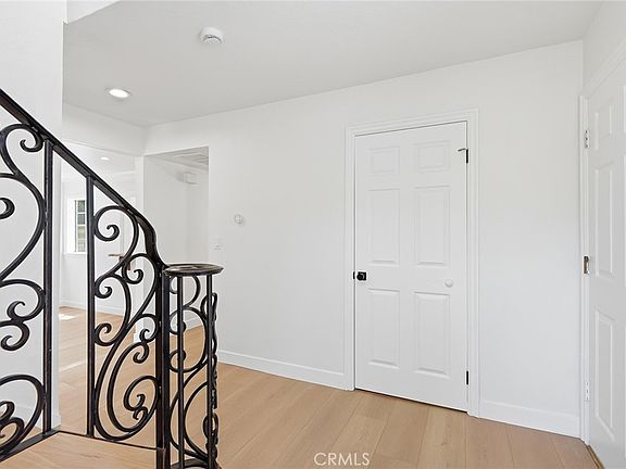 3rd image of 4301 Willow Glen St