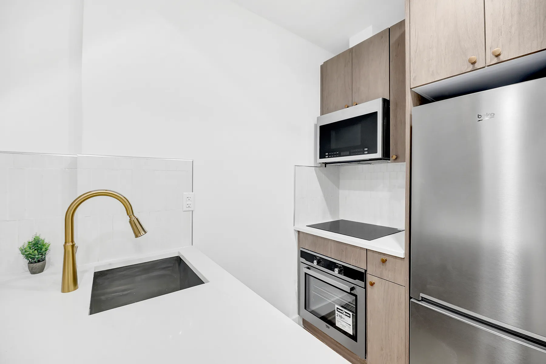 811 Classon Avenue #3D in Crown Heights, Brooklyn | StreetEasy