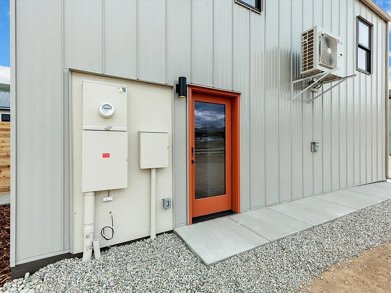 107 Confluence Rd #2 — Photo 11
