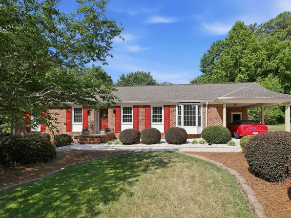 1621 Kenbrook Dr, Garner, NC 27529