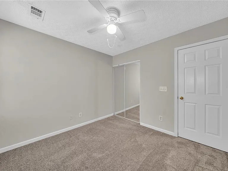 225 Osmanthus Way — Photo 16
