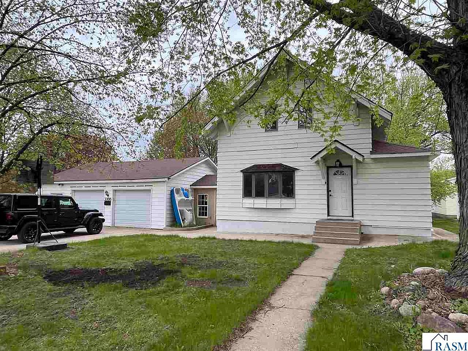1st image of 1305 9th Ave N