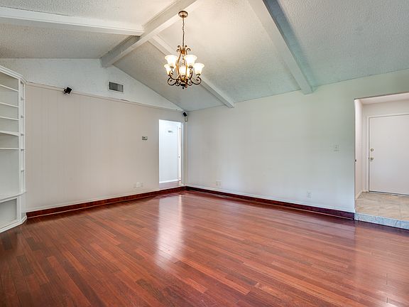 4th image of 2507 Colleen Dr