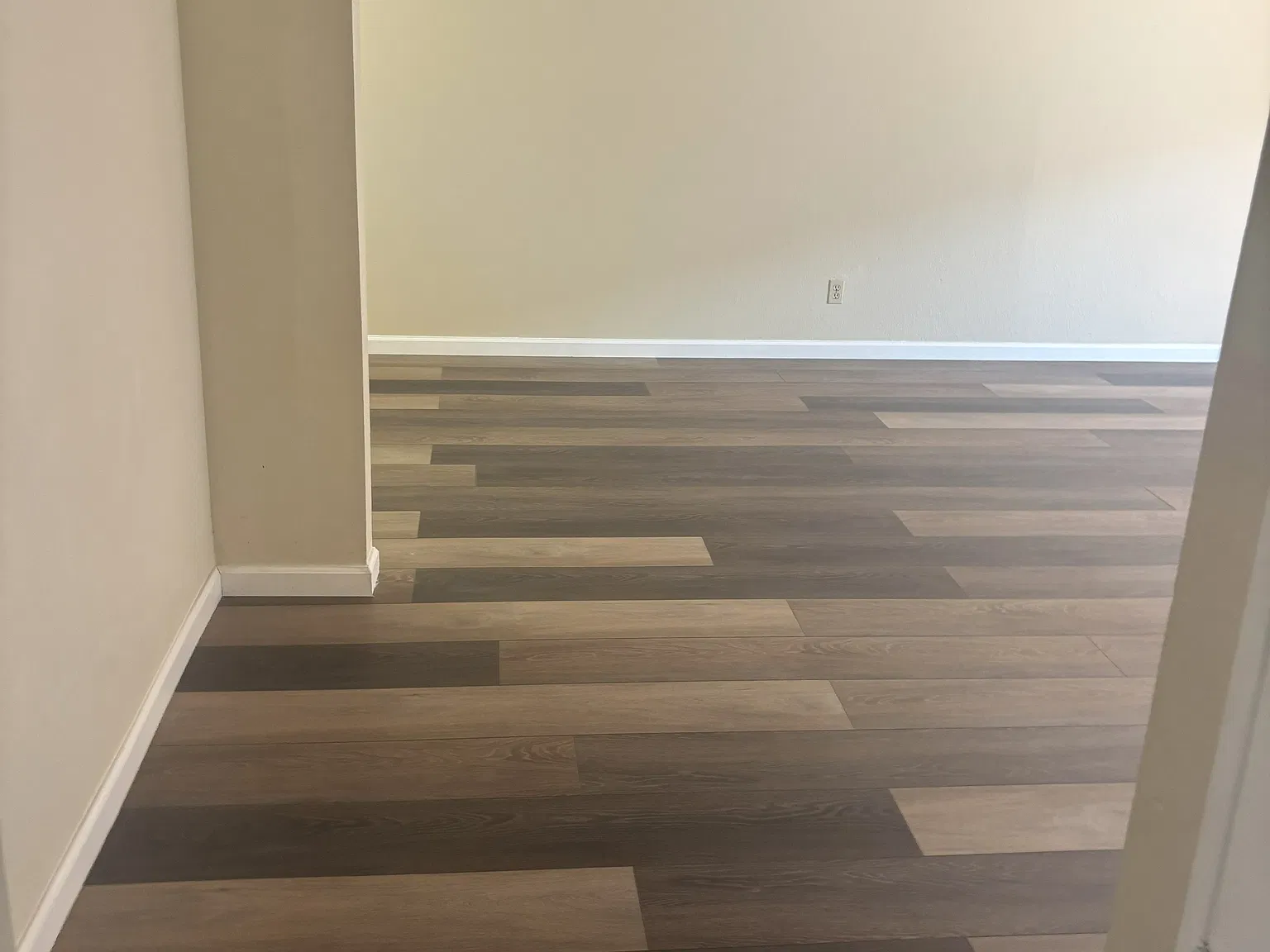2 bed, 1.5 bath, 980 sqft, $1,500 — Photo 3